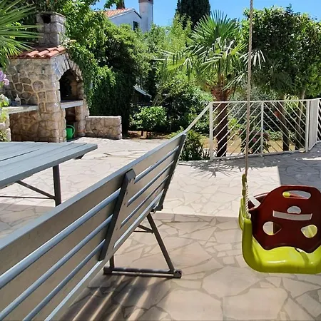 Teepeen1 Cro Apartament Omišalj
